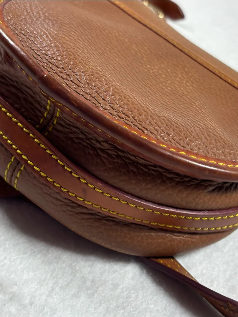 Vintage 90s Y2K Dooney & Bourke All Weather Leather AWL Cavalry Crossbody